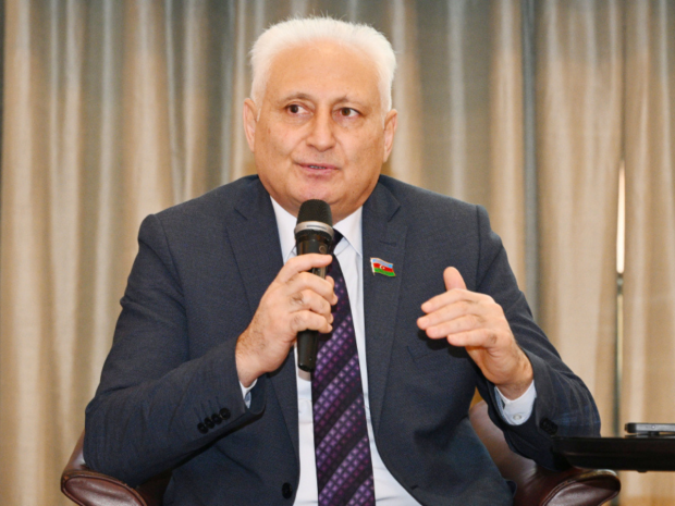 Hikmət Babaoğlu “Şöhrət” ordeni ilə təltif edildi - Baki-Xeber.com